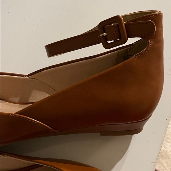 Dream Pairs Women's Tan Flats With Ankle Straps Size 10 - Picture 12 of 15